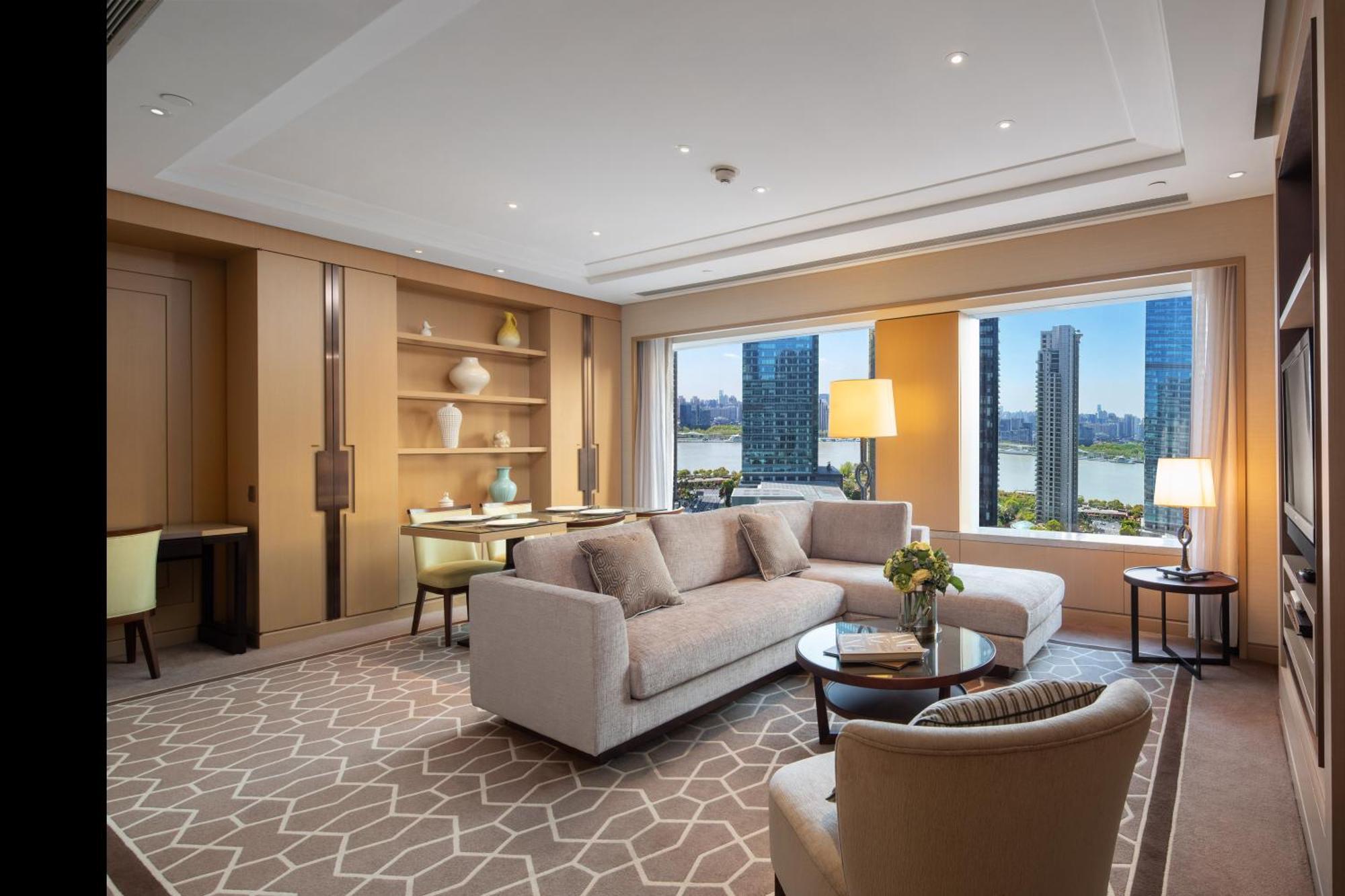 Hotel Ifc 5*